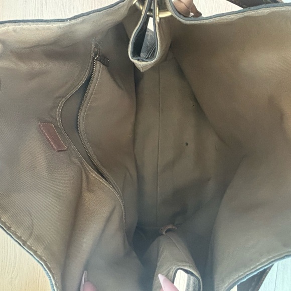 Louis Vuitton bag - Picture 2 of 7